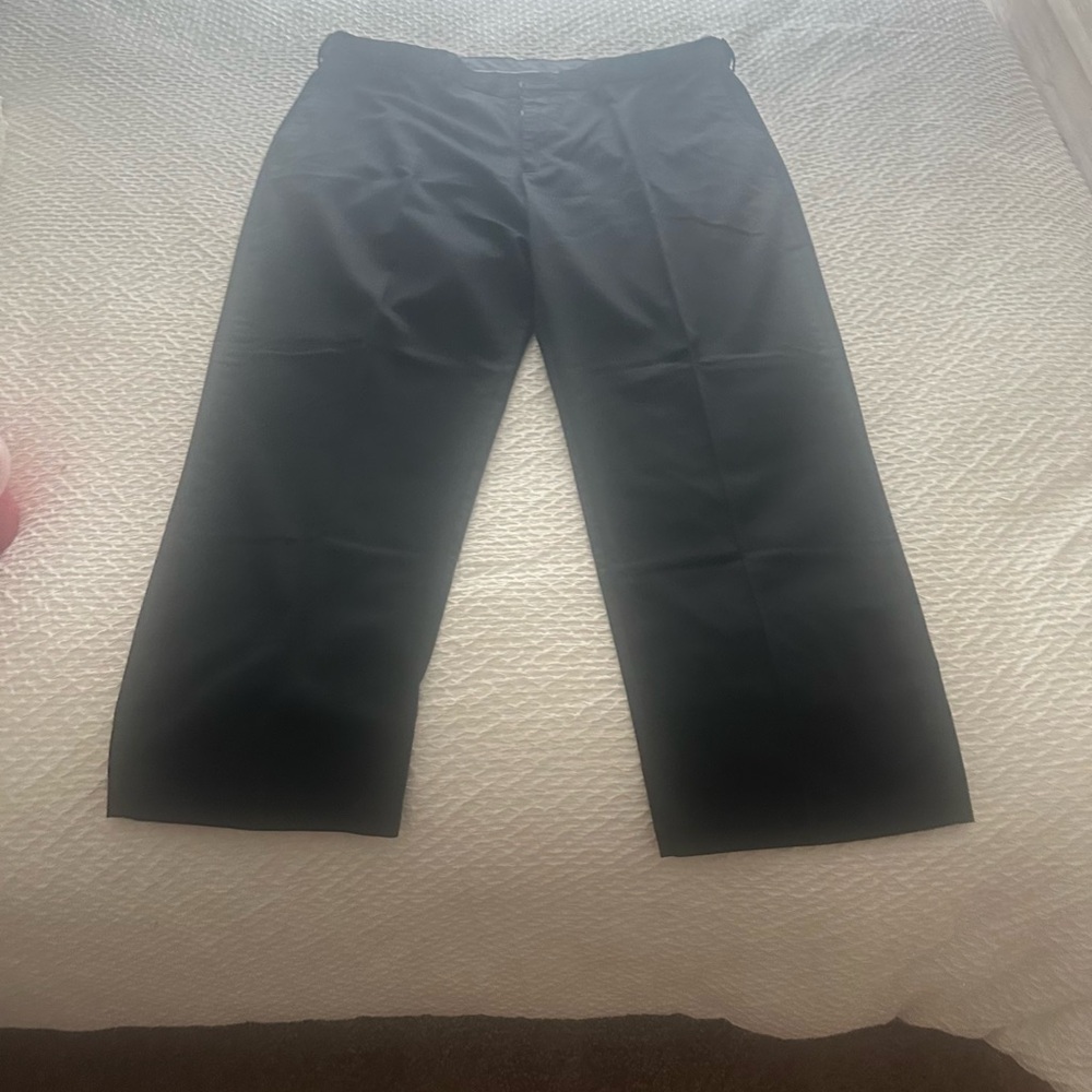 Haggar men’s dress pants.